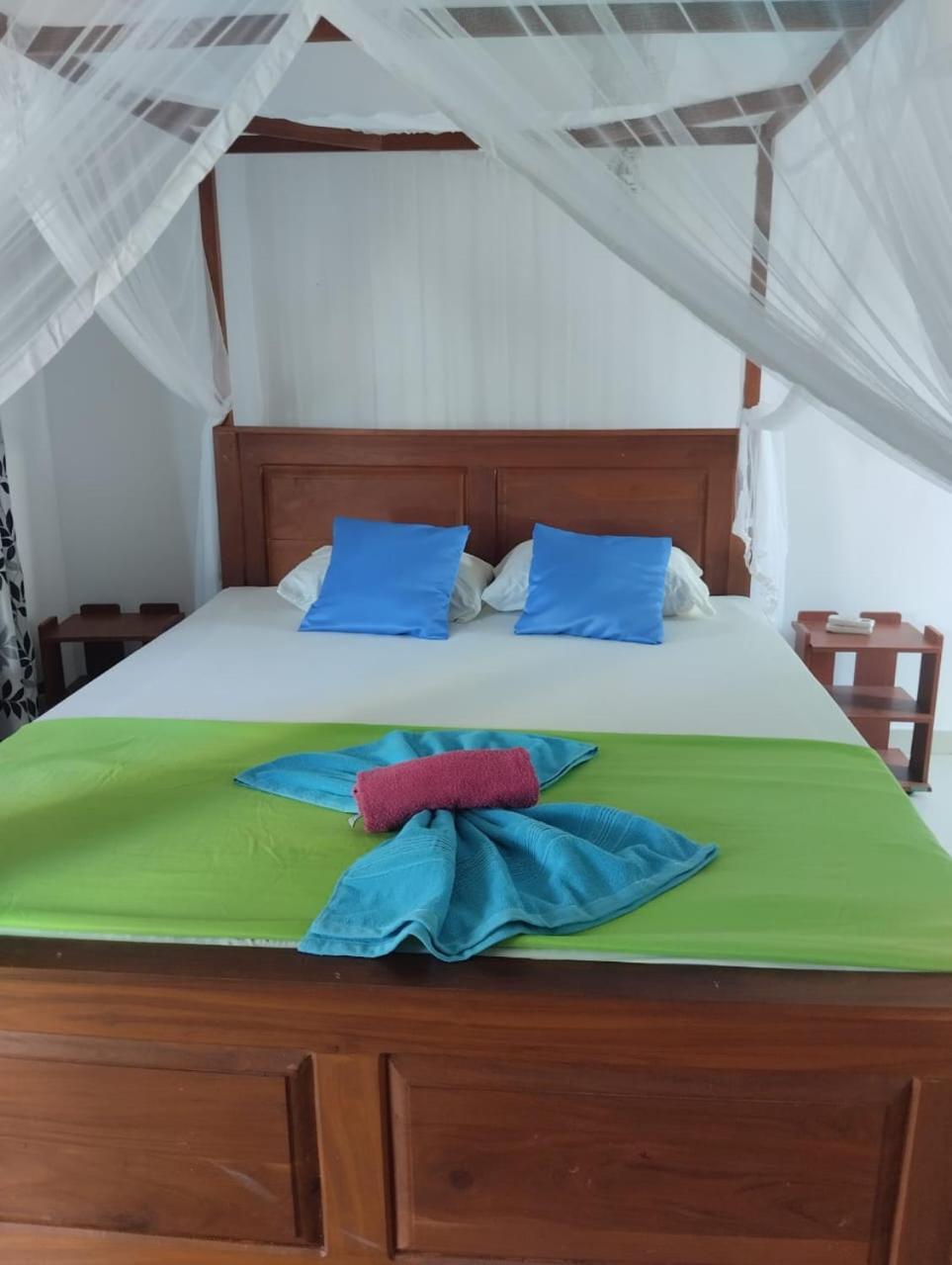 The Swiss Lankan Ahangama Zimmer foto